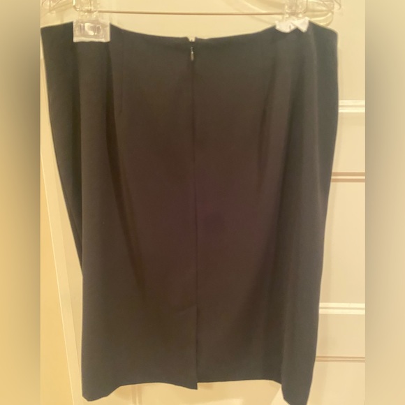 ISABEL NINA WOMEN SUIT WITH SKIRT - Picture 4 of 5